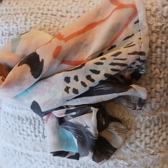 Infinity scarf - Picture 2 of 3